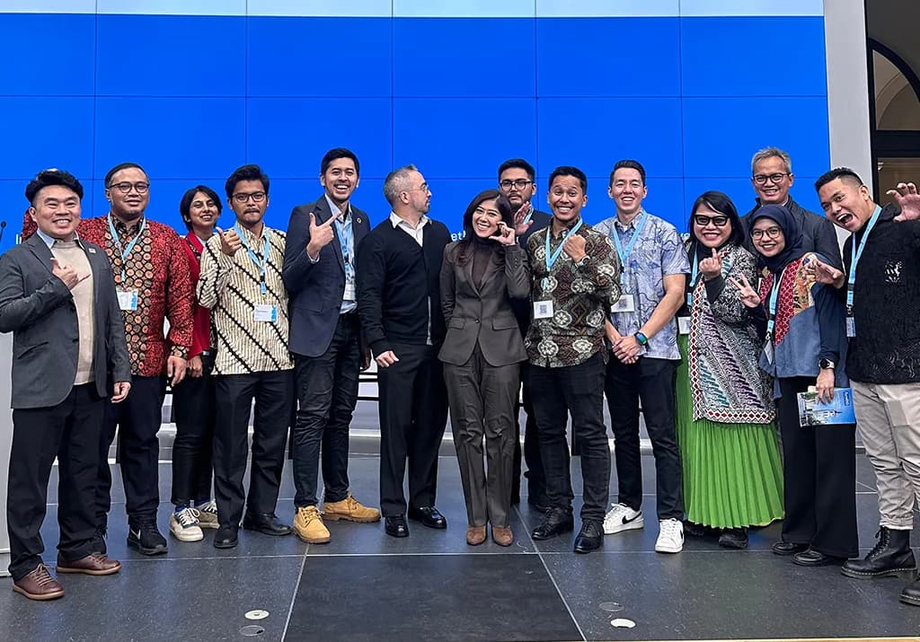 Elektra representing Indonesia at the Digital Dialog in Berlin